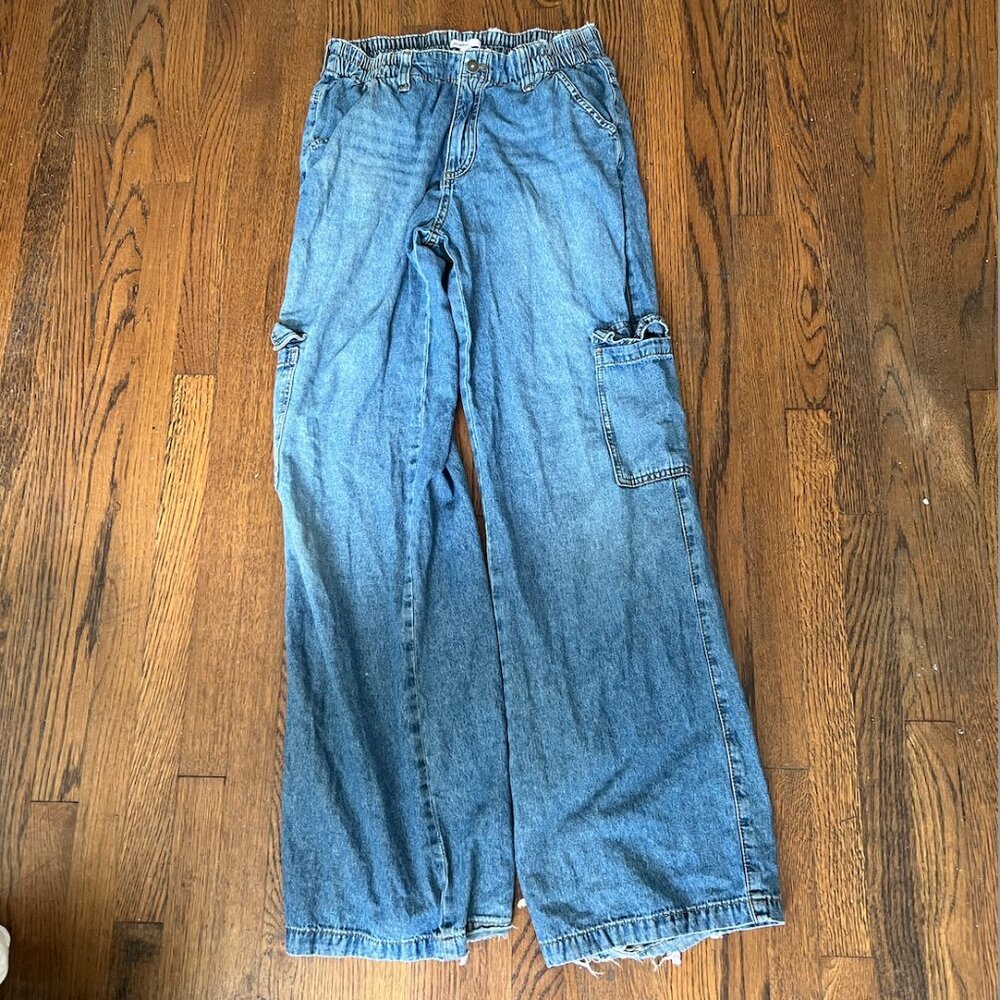Subdued Women's Cargo Jeans